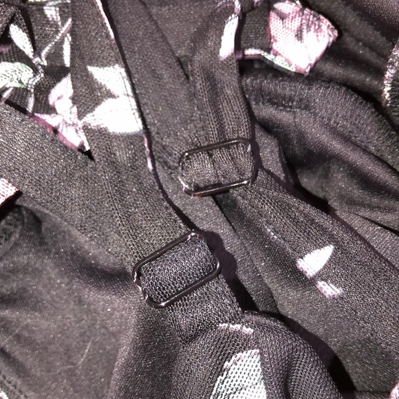 Torrid black floral dress size 0X - Picture 5 of 8